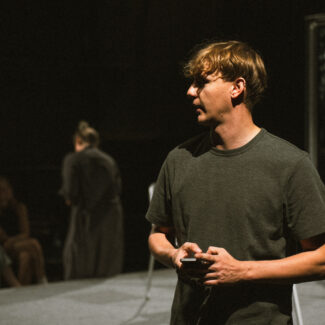 Rainer Elhi / "Jäljed meie vahel" / Foto: Rasmus Kull