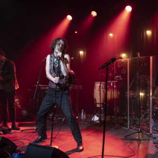 Must Kast 12: Kutse tantsule